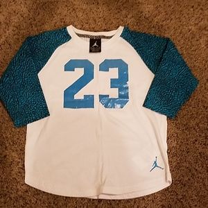 Jordan shirt blue and white new with out tags